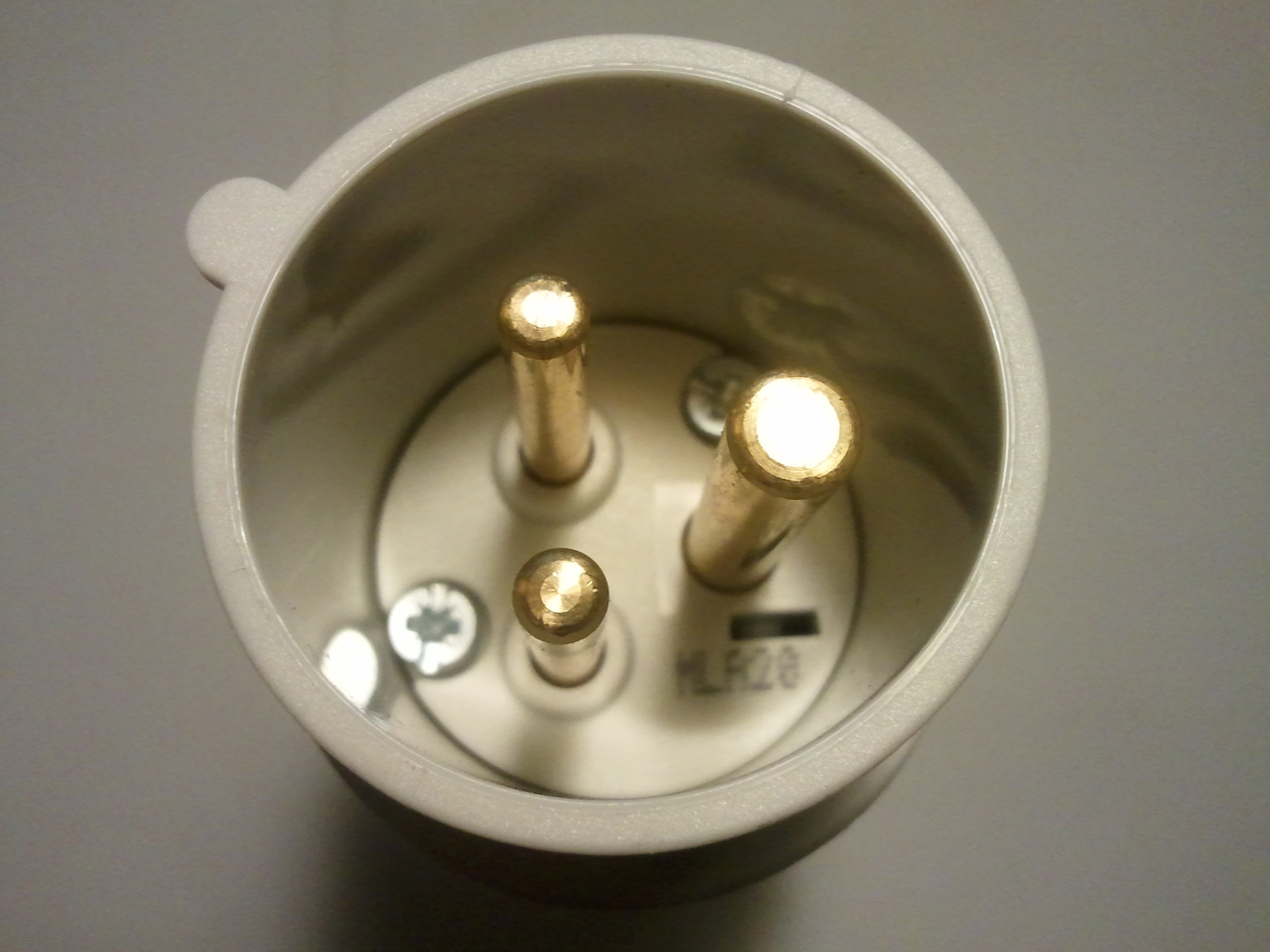 GEDA KONCOVÝ SPÍNAČ S KABELEM 30m 3kolík